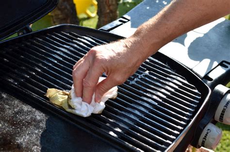 Transform Your Grill with Fire Magix Grill Cleaner: Before and After